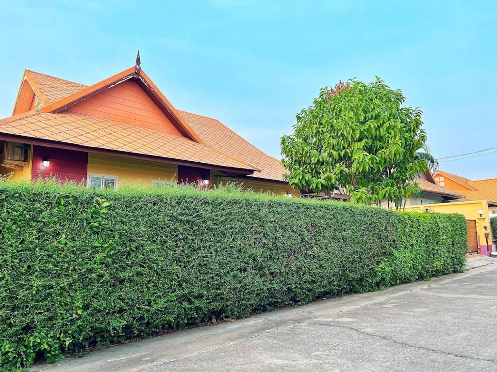 Mantra Pattaya Pool Villa With Jacuzzi In Pattaya-Pet-Friendly Praia de Jomtien Exterior foto