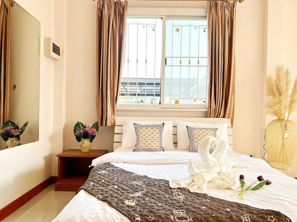 Mantra Pattaya Pool Villa With Jacuzzi In Pattaya-Pet-Friendly Praia de Jomtien Exterior foto